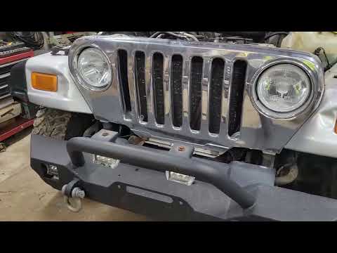 Видео: Снятие радиатора отопителя Jeep TJ