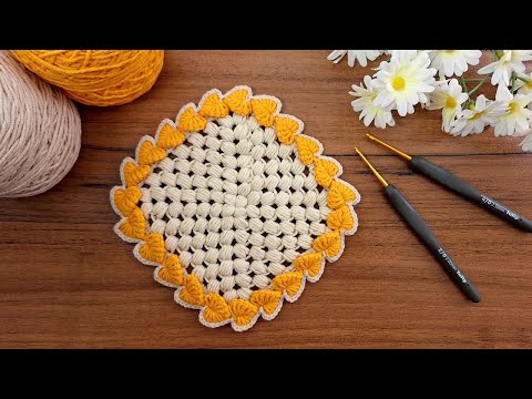 Видео: 😍 Очень простое вязание крючком для начинающих (Подставка для вязания крючком)