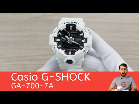 Видео: Белоснежный G-SHOCK-гигант / Casio GA-700-7A