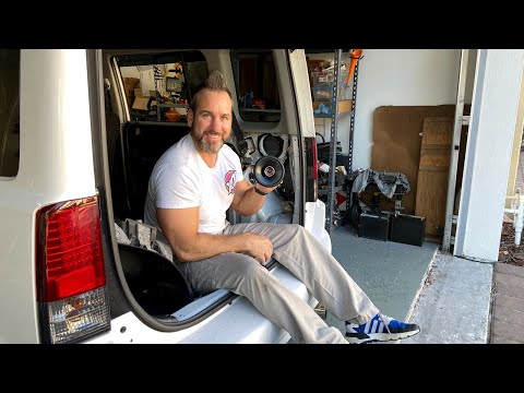 Видео: Как заменить и модернизировать динамики в вашем Scion xB!!