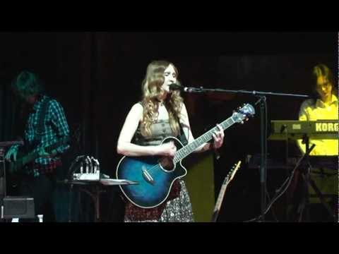 Видео: Flёur - Печальный клоун (песня Лены)