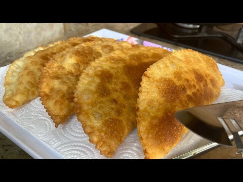 Видео: Չեբուրեկի/Чебуреки - сочные /хрустящие/самые вкусные!