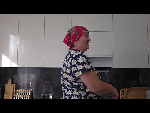 Видео: Рецепт как до блеска отмыть кухонный гарнитур 