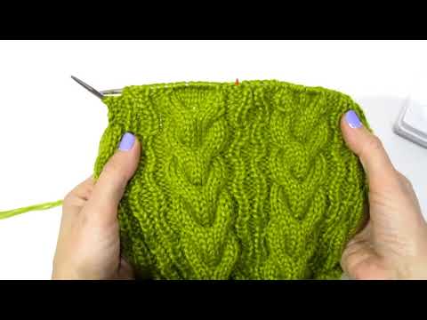 Видео: Оливковая шапка спицами. Вяжем макушку. Теплая шапка с отворотом. Часть 2.