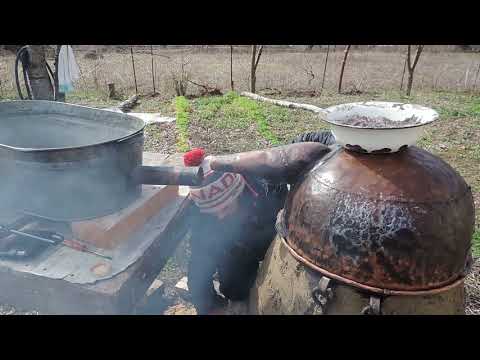 Видео: ЧАЧА.ВОСТОЧНАЯ ГРУЗИЯ,ЖИНВАЛИ. ГОНИМ ЧАЧУ ПО ГРУЗИНСКИ.