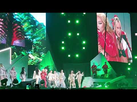 Видео: Мари Краймбрери & Клава Кока - "Шкура", ВТБ Арена "Динамо", г.Москва, 12.05.202З