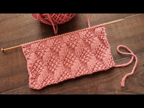 Видео: Рельефный узор из лицевых и изнаночных 🎲 Knit - purl Knitting pattern
