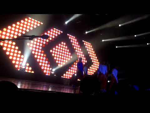 Видео: Ольга Бузова - Нам будет жарко (Live A2 Санкт-Петербург 02.10.17)