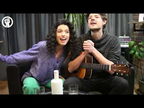 Видео: Елена Сиракова и Момчил Косев - Имаме всичко (щом се имаме)