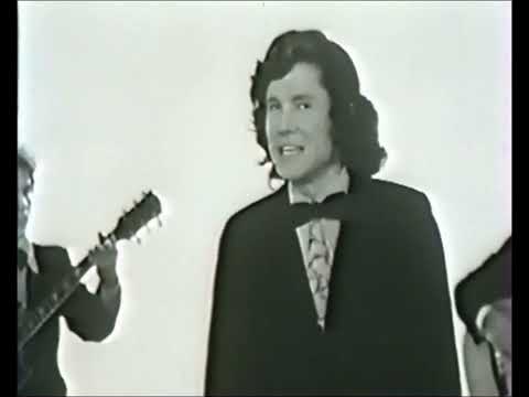 Видео: 7 ПЕСЕН ИЗ Д/Ф "ПОЮЩИМ ГИТАРАМ - 10 ЛЕТ" (1976 г.) часть 1