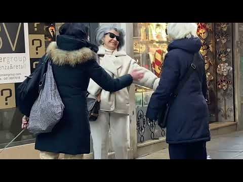Видео: Как одеваются итальянки в элегантном возрасте. Мода 60+