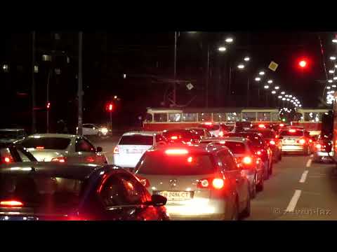 Видео: Киевский трамвай - Остановился на пересечении трамвай- троллейбус, обесточенный участок 11.11.2021