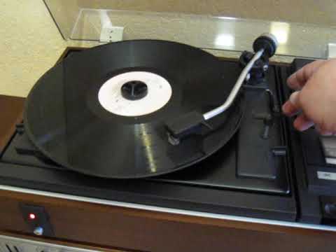 Видео: Муз  центр Мелодия 105 стерео