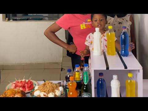 Видео: ‼️САМАЯ СМЕШНАЯ, ИНТЕРЕСНАЯ И ОЧЕНЬ ЗАБАВНАЯ ИГРА С ТРЕМЯ БУТЫЛКАМИ — СЕМЕЙНОЕ ИГРОВОЕ ШОУ