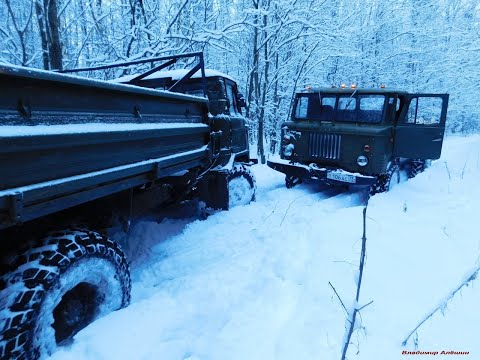 Видео: Месиво в снегу! ГАЗ-66 с мотором ВАЗ и ГАЗ-66! Storming snowdrifts on trucks