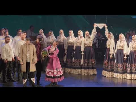 Видео: У ворот жених - Уральский народный хор