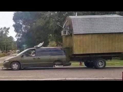 Видео: Монтаж безумной подборки грузовиков и машин