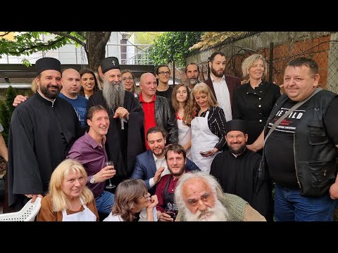 Видео: Патријарх Порфирије на Васкршњем ручку са потребитима: Љубав је мера свега у нашем животу