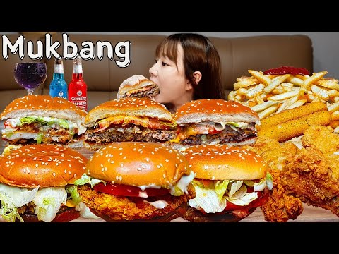 Видео: Sub)Real Mukbang- 3вида бургеров (чесночный,куриный,говяжий) McDonald's 🍔 Курица, картофель фри🍟ASMR