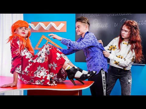 Видео: СТРАННАЯ НОВЕНЬКАЯ!!!