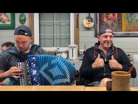 Видео: ❤️ ДУШЕВНО ИСПОЛНИЛИ С ОТЦОМ ПЕСНЮ ЛЕБЕДИ 🦢 ВЛАДИСЛАВА АГАФОНОВА