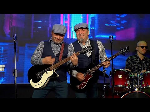 Видео: Братья Лапенковы - Жизнь прожить - не поле перейти