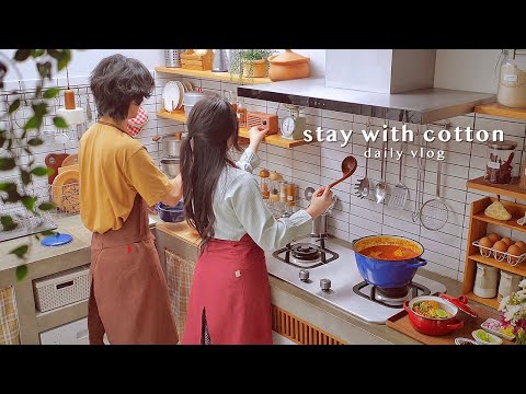 Видео: 6:00 утра Распорядок дня 👫🏻 | Тайская кухня (Khao Soi Gai) 🥘 | Уборка и уход за кошками 🐈 | VLOG