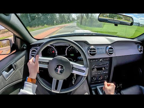 Видео: Ford Mustang Shelby GT 2007 года выпуска — за рулём громкой 5-ступенчатой ​​коробки передач S197