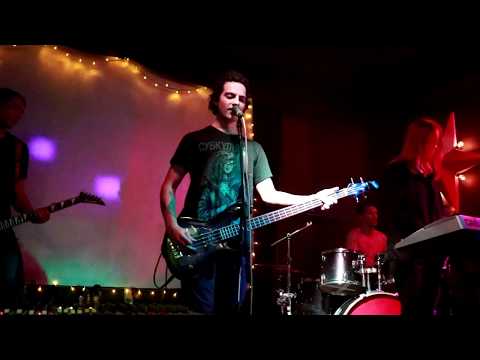 Видео: 'А у мира час до полночи' Р. Неумоев, (Километры Пустоты и Святослав Рунов)