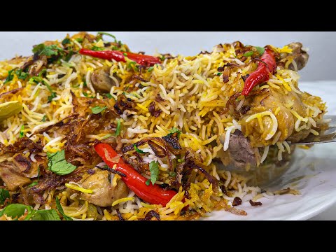 Видео: Специальный ифтар с лучшим куриным бирьяни 😋  بریانی مزه دار که انگشت های خود را حتی میخورید