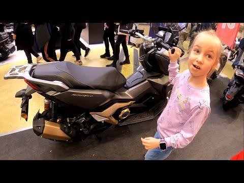 Видео: НОВЫЕ СКУТЕРЫ И МОТОЦИКЛЫ 2025. Мотозима 2024