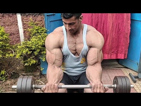 Видео: Руки Базуки. 17 Советов Для Мощных Рук!