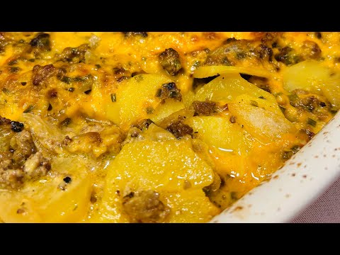 Видео: Картофельная запеканка с чизбургером