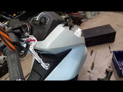 Видео: Honda PCX 150. Замена рулевого. №1.