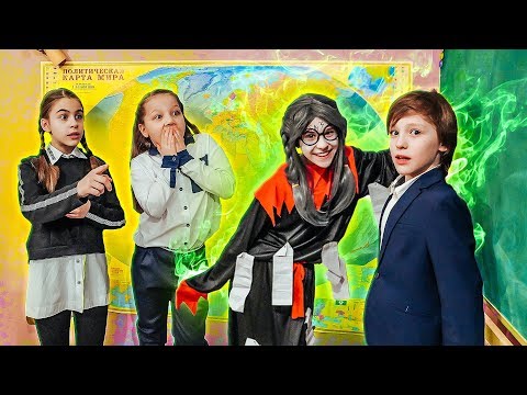 Видео: ШКОЛЕ и МАЛЬЧИКАМ ГРОЗИТ ОПАСНОСТЬ, ПРИЗРАК ГДЗ ВЕРНУЛАСЬ! Она нашла сестру-близнеца???