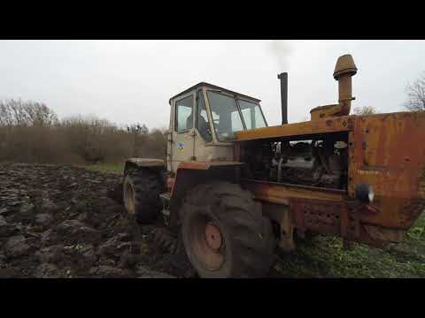 Видео: т 150 колісний плуг плн 5 35 оранка   2020