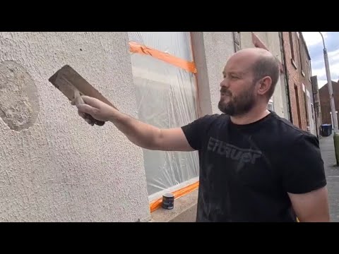 Видео: Напылить пробку на старую штукатурку