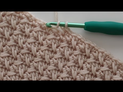 Видео: Простой и бесплатный узор детского пледа крючком для начинающих 2022 - схемы вязания крючком