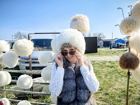 Видео: Шубный рынок Виктория Пятигорск. Чего изволите?
