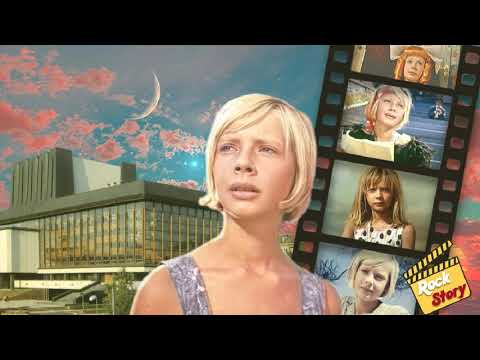 Видео: Как знаменитая советская актриса не поступила во ВГИК и стала библиотекарем. Непростая судьба г