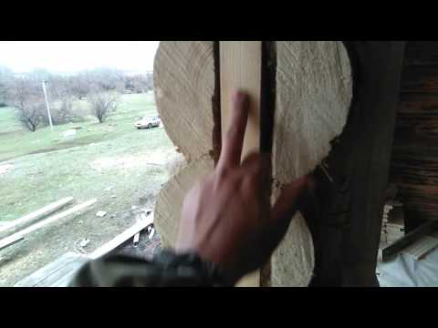 Видео: Установка окна в срубе.Обсада.
