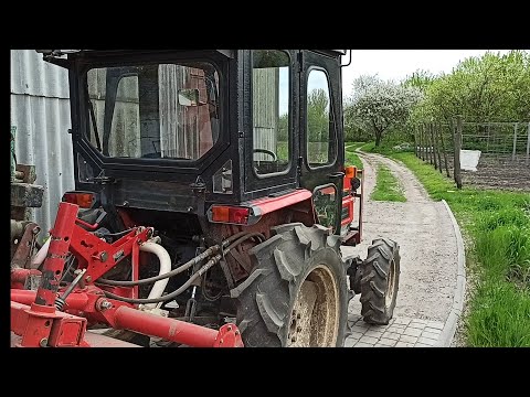 Видео: Саморобна кабіна на мінітрактор (кріплення)