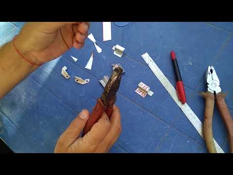 Видео: Уголки крепления москитной сетки Mosquito net attachment corners
