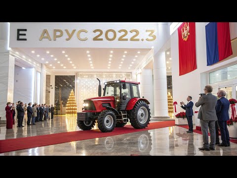 Видео: «ШОК! 🚜 Новый Belarus 2022.3 поразил всех на роскошной церемонии в Англии 🇷🇺🔥»