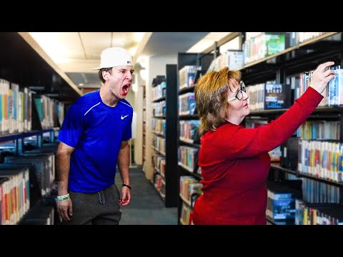 Видео: Шутка «Кричи в библиотеке»!