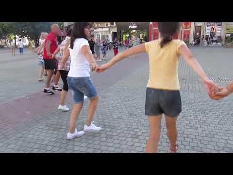 Видео: На хорото в Казанлък, 2024-07-07 - 5