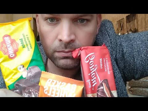 Видео: МУКБАНГ печенье и вафли / обжор сладости