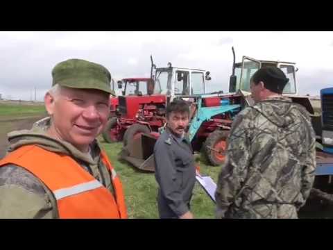 Видео: Придирчивый инспектор Гостехнадзора проводит техосмотр тракторов