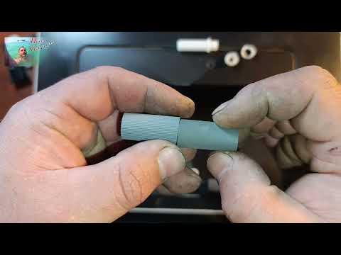 Видео: Принтер Samsung Xpress SL-M2020 не может подобрать бумагу. Проблема с роликом для сбора бумаги.