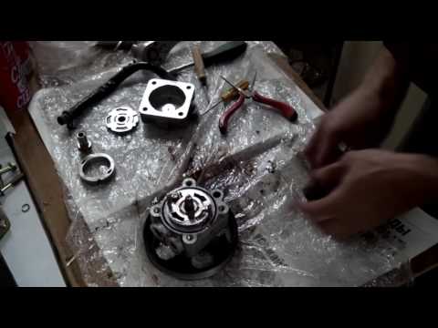 Видео: Замена сальника, ремонт ГУР Mazda 626 gf, Premacy , MPV